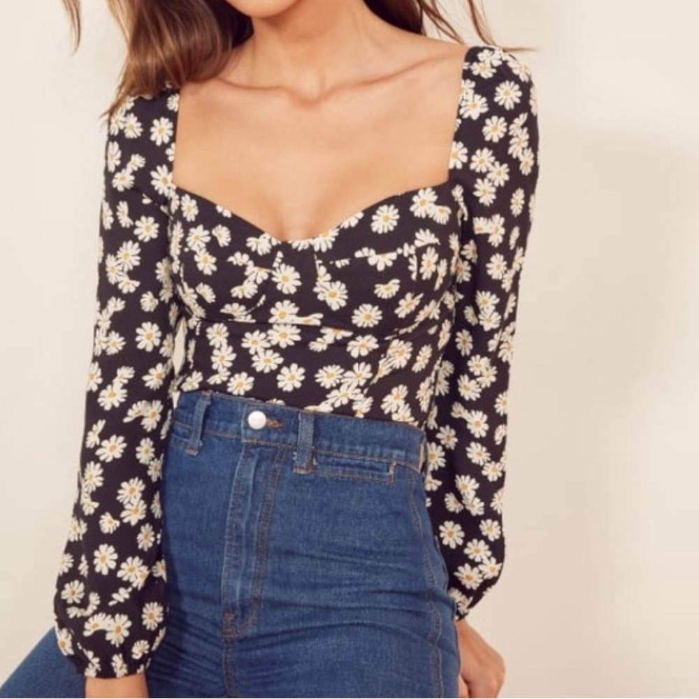 Reformation Reign Daisy Top!